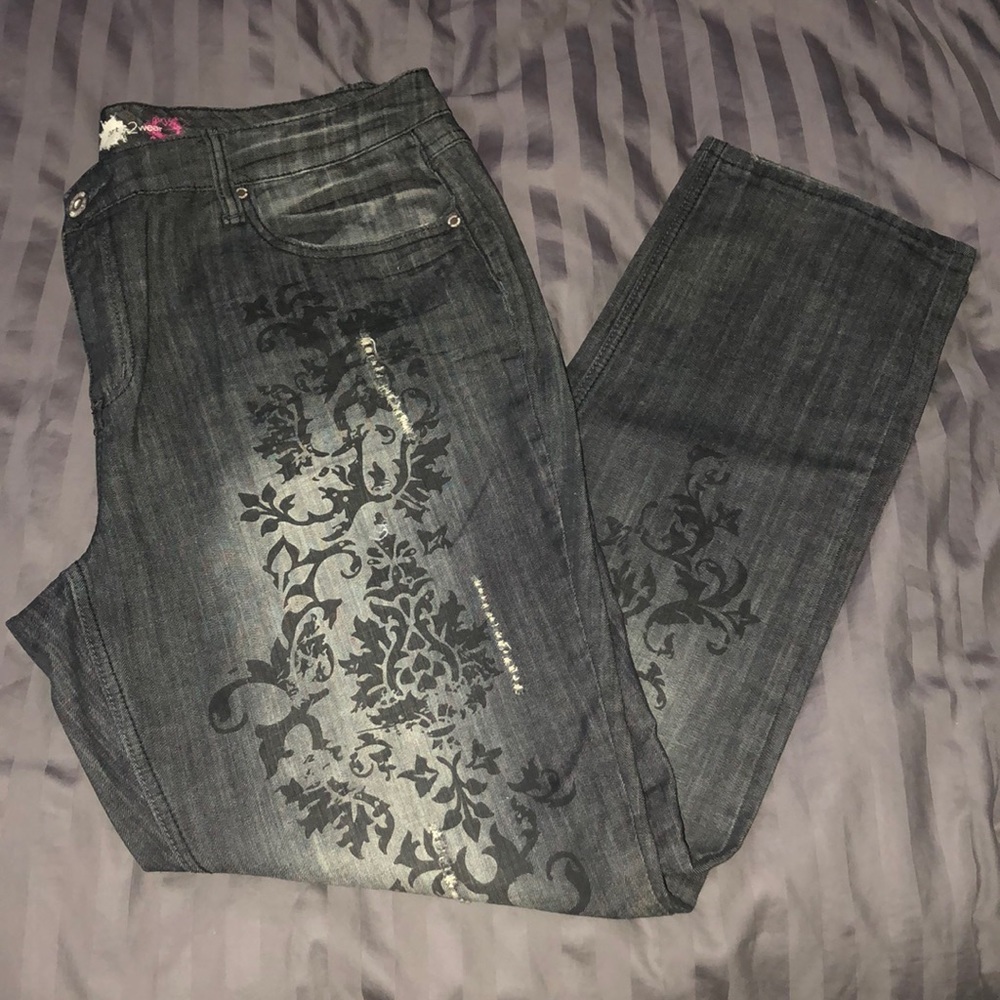 Avenue Jeans Art 2 Wear